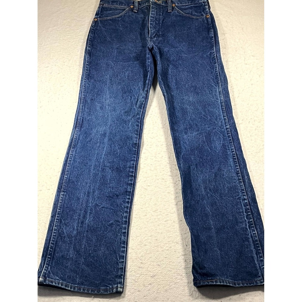 Vintage Wrangler Jeans Mens 33x34 Blue Denim Cotton Straight Leg Logo Cowboy Cut